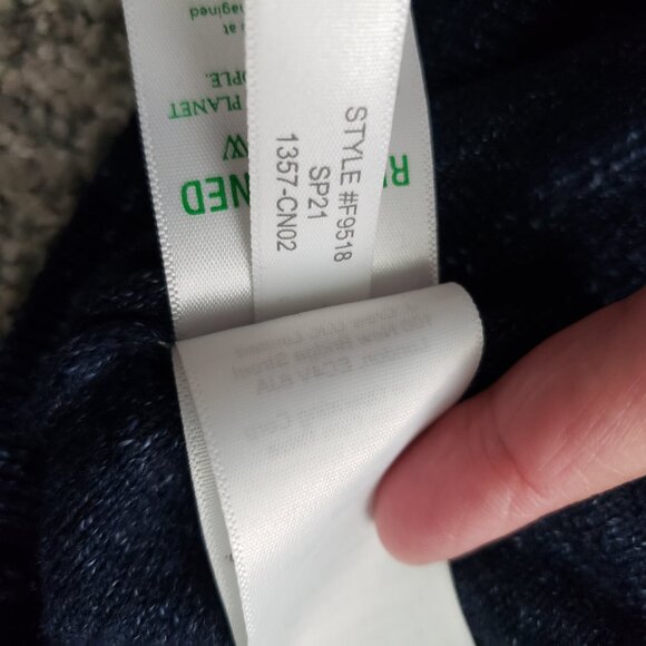 J.Crew Re-imagined Blue Variegated Sweater size Medium - Picture 10 of 11